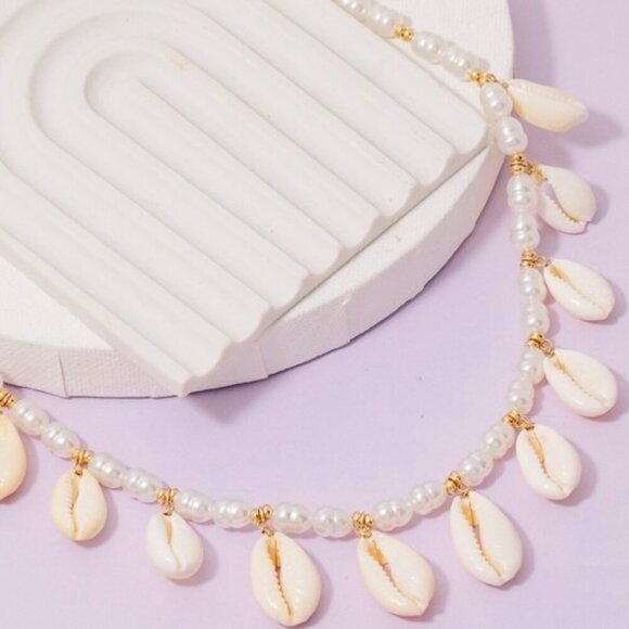 KALI PUKA SHELL PEARL NECKLACE - Picture 1 of 2
